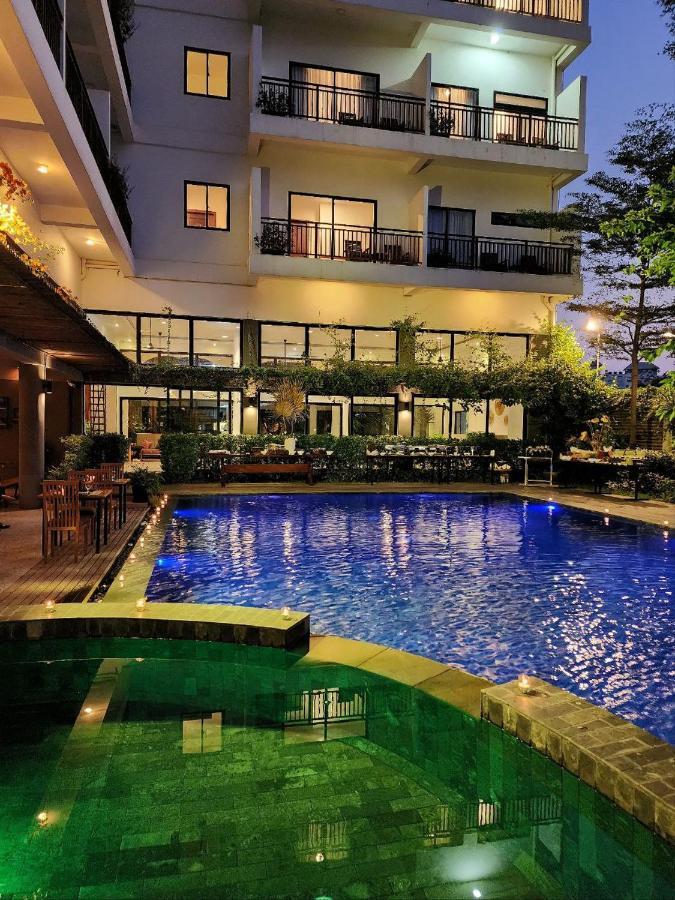 Daco Hotel Siem Reap Extérieur photo